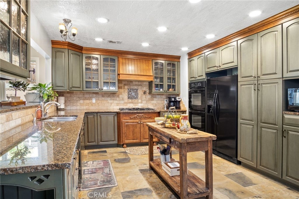 Photo of Listing #PW25002776