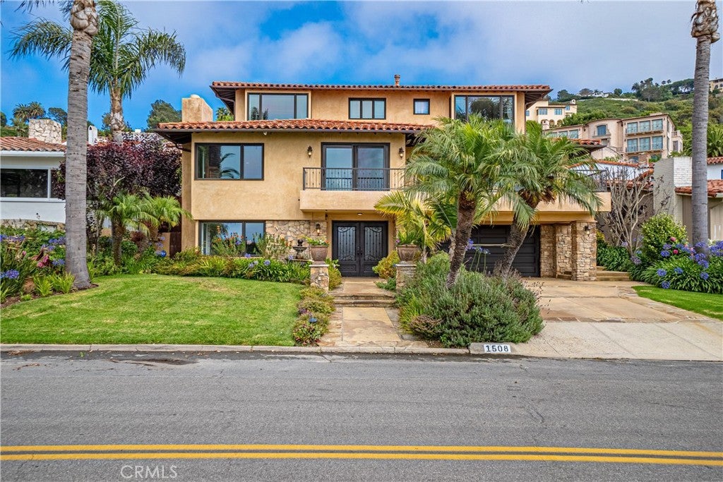 1508 Via Montemar