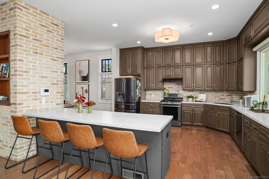 Photo of Listing #250000476SD