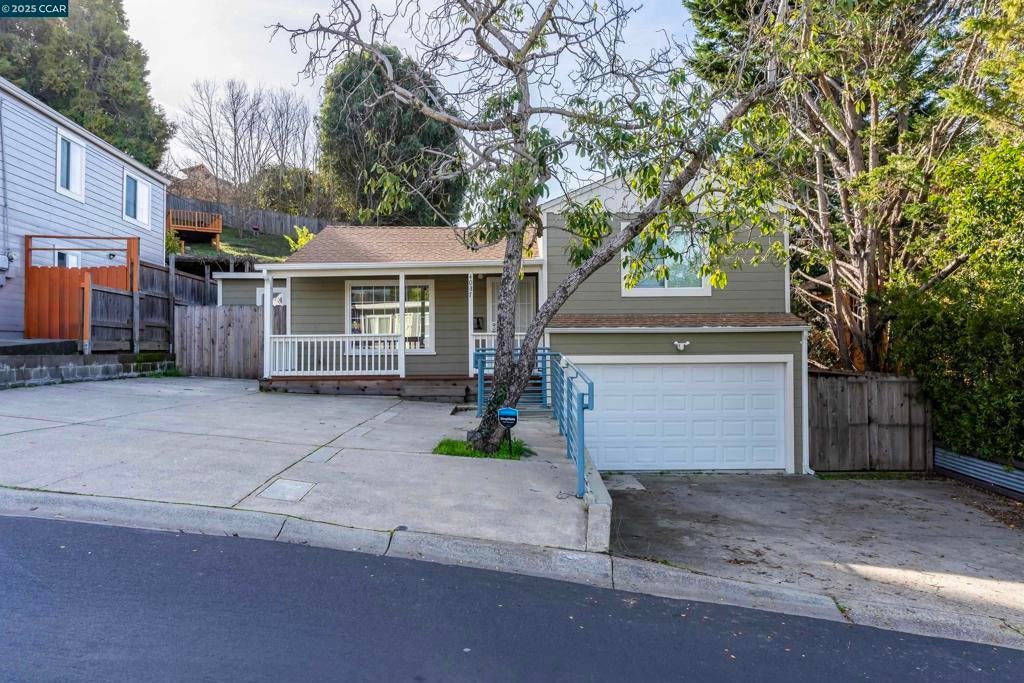 Photo of Listing #41081721