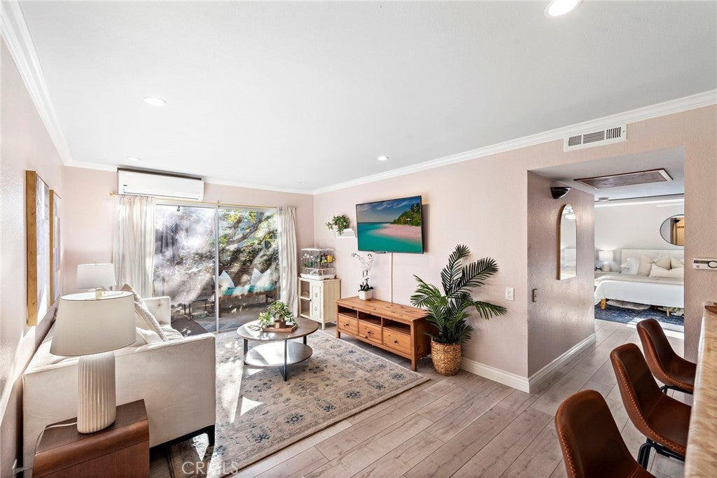 Photo of Listing #OC25004921