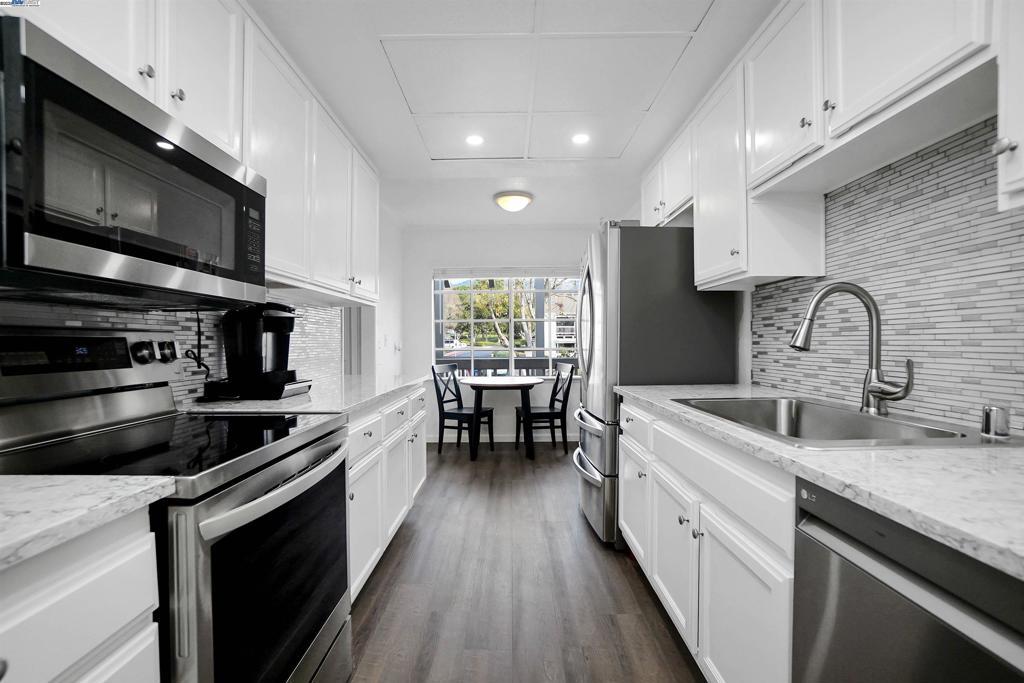 Photo of Listing #41081805