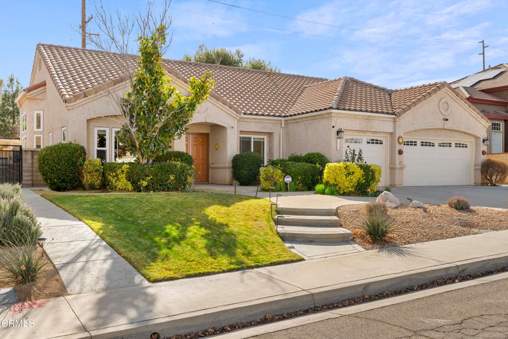 Photo of Listing #V1-27422