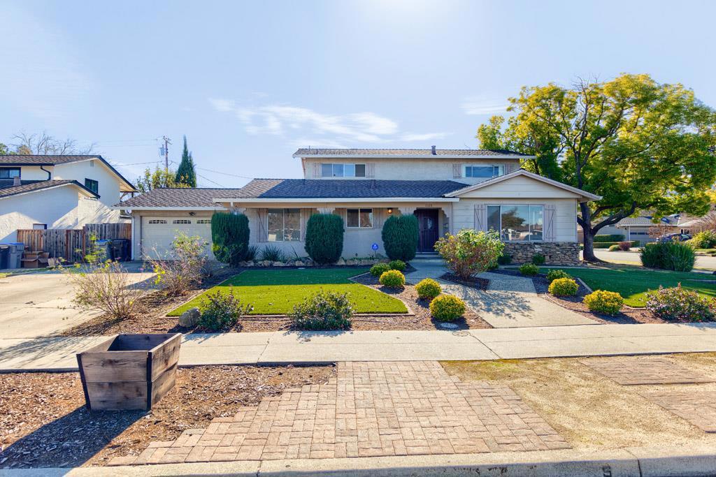 Photo of Listing #ML81989635