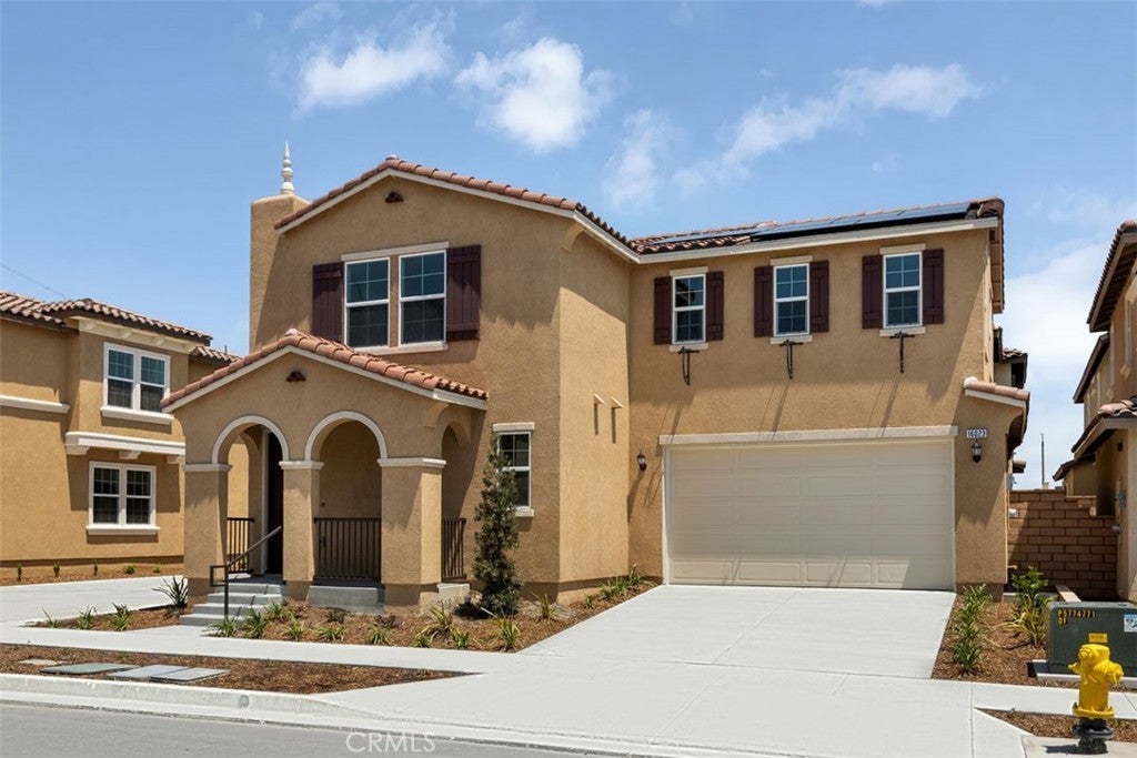 Photo of Listing #IV25005663