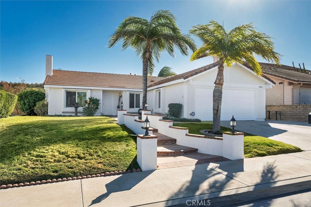 Photo of Listing #SR25005852