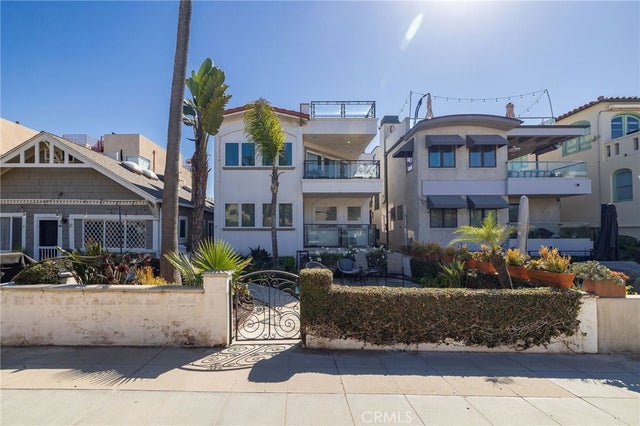 32 8th Street, Hermosa Beach.