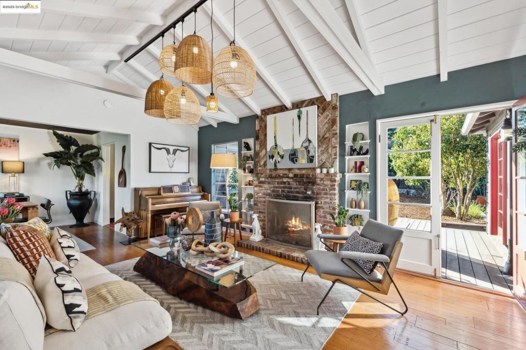 Photo of Listing #41081997