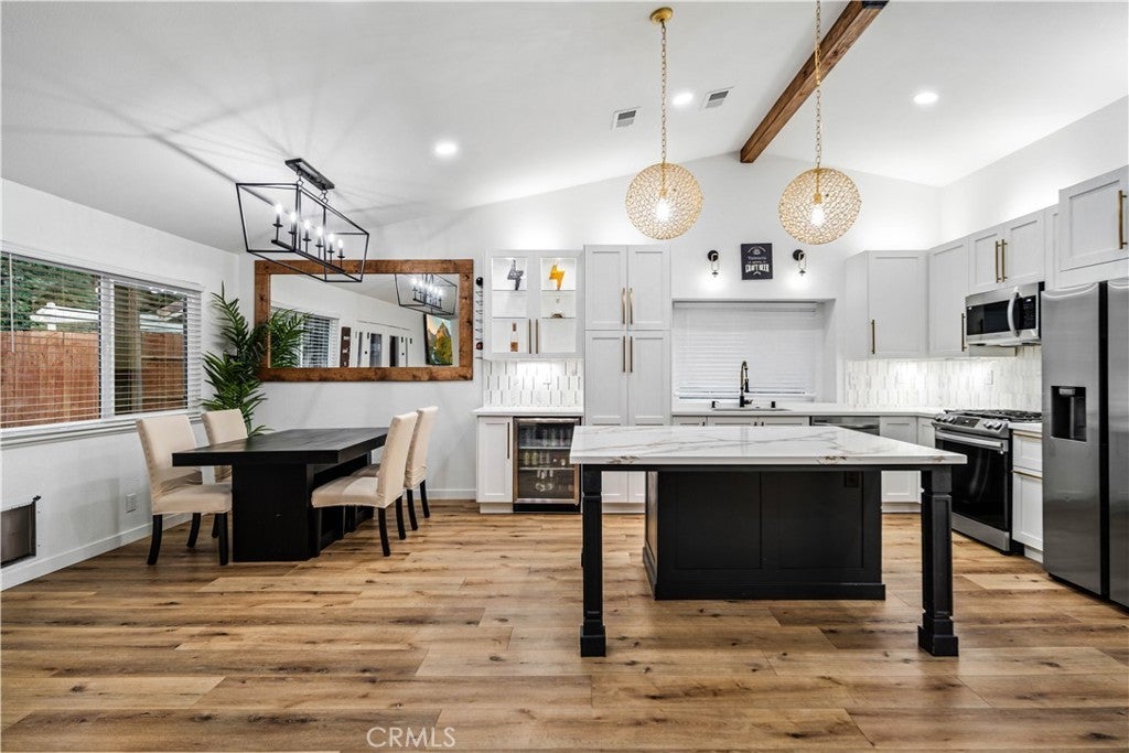 Photo of Listing #SR25006312