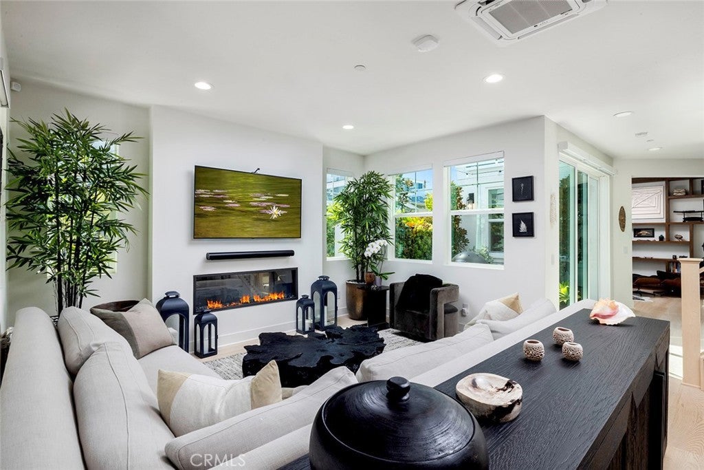 Photo of Listing #NP25006274