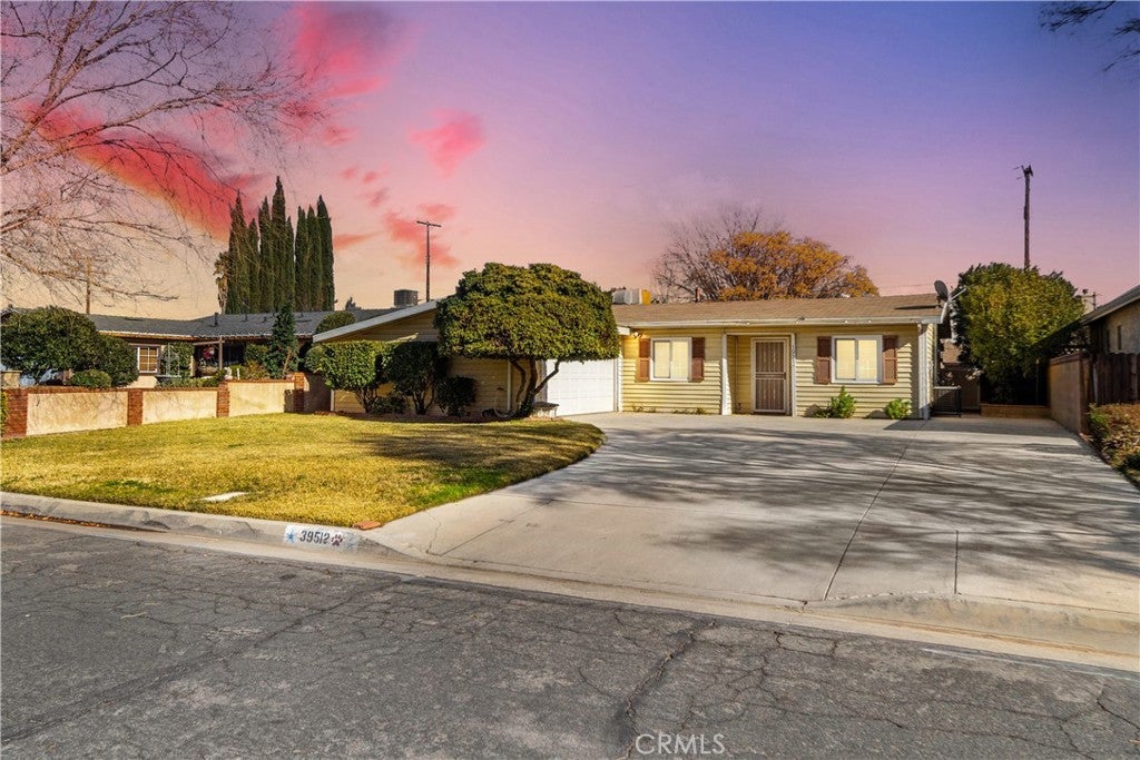 Photo of Listing #SR25006009