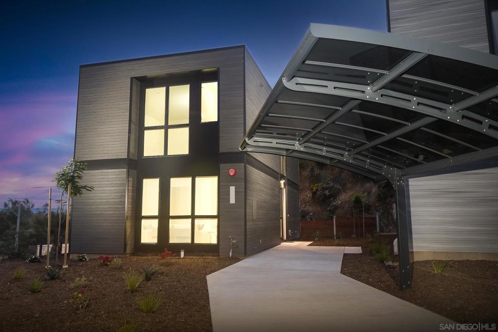 Photo of Listing #250000880SD