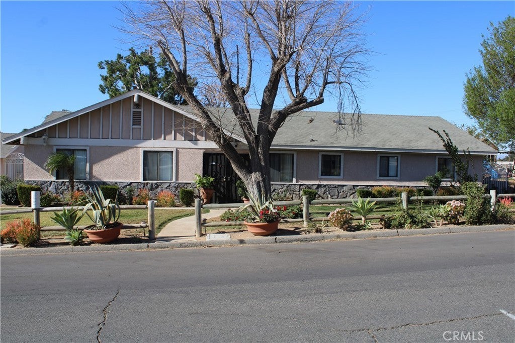 Photo of Listing #IV25006780