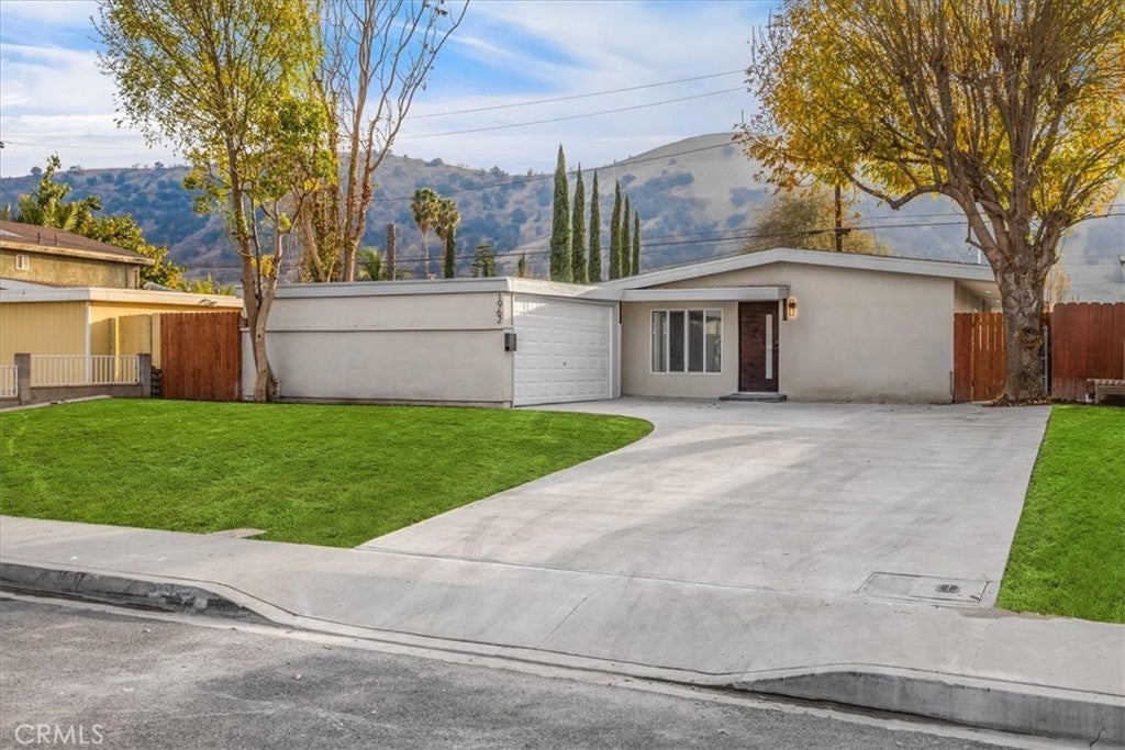 Photo of Listing #CV25005734