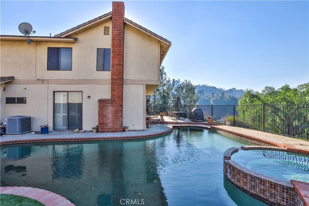 Photo of Listing #CV25008111