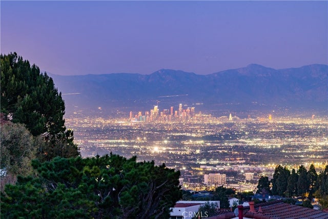 13 Cottonwood Circle, Rolling Hills Estates.