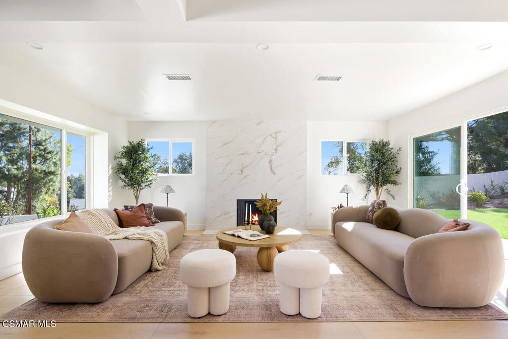 Photo of Listing #225000197