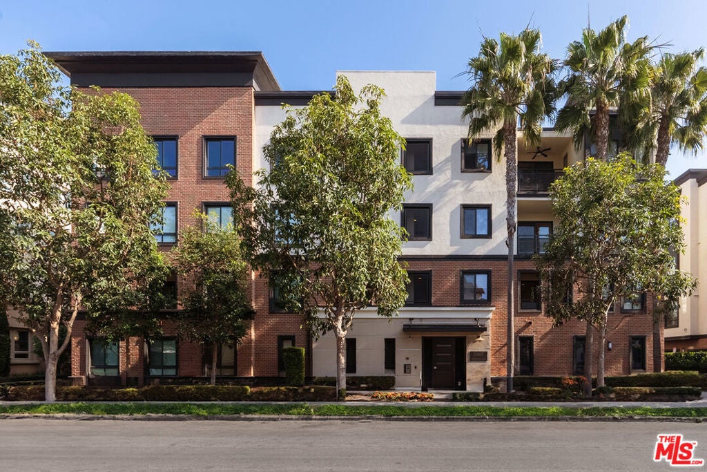 Photo of Listing #25482111