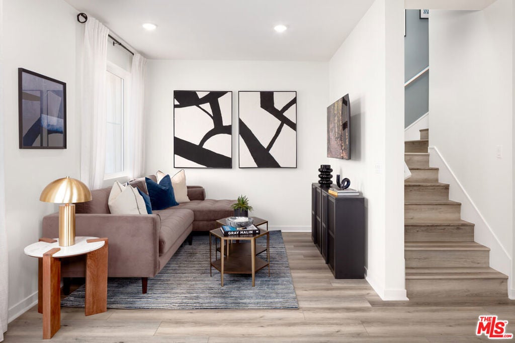 Photo of Listing #25482613