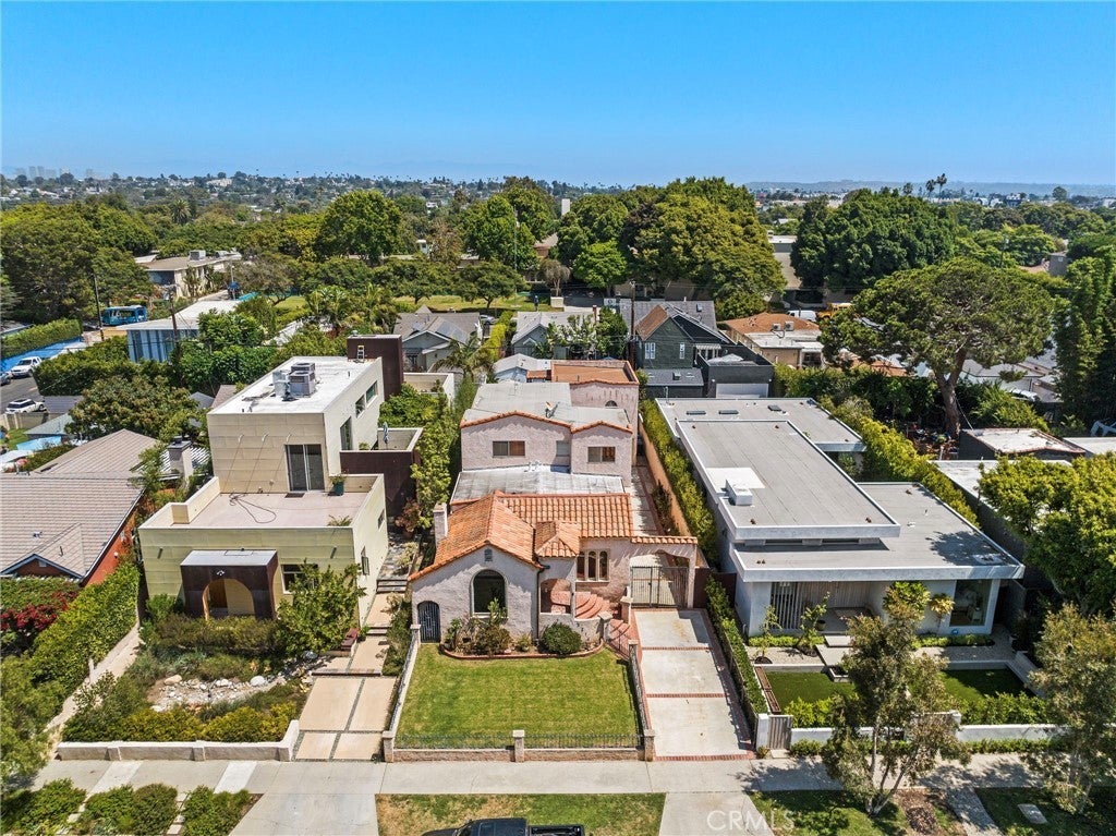 Photo of Listing #OC25009173