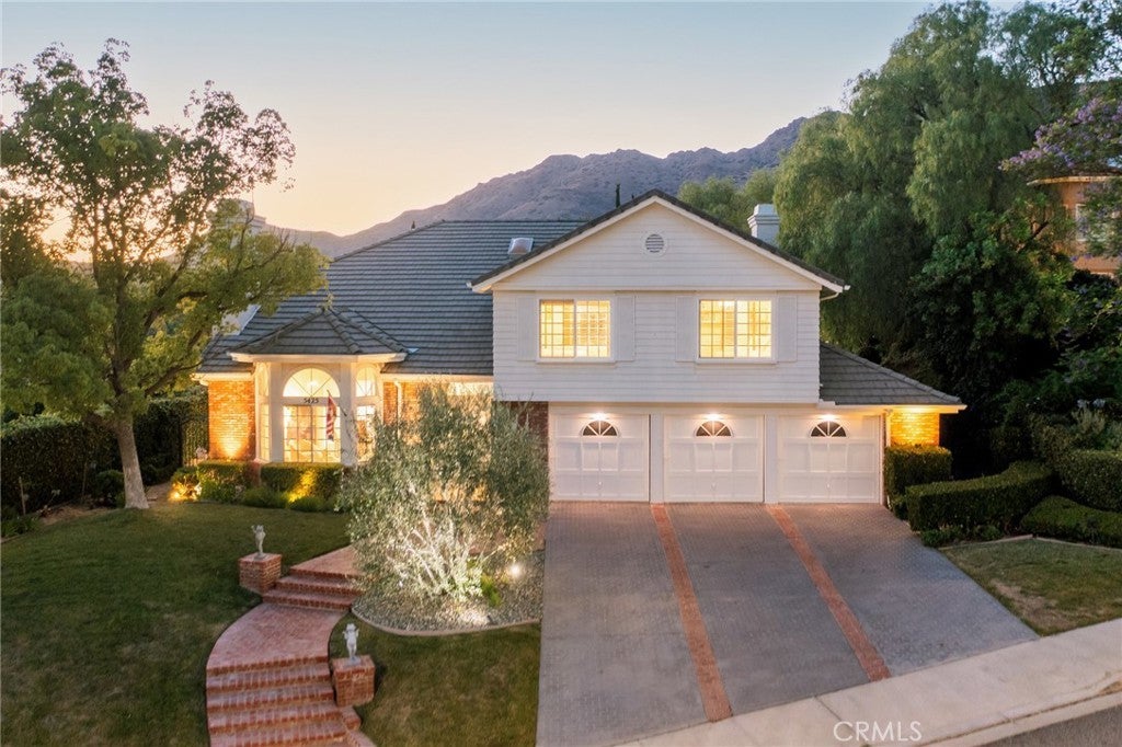 Photo of Listing #SR25009321