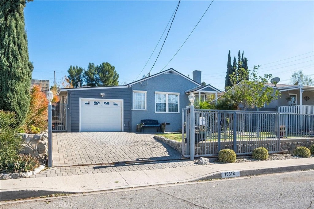 Photo of Listing #SR25009149