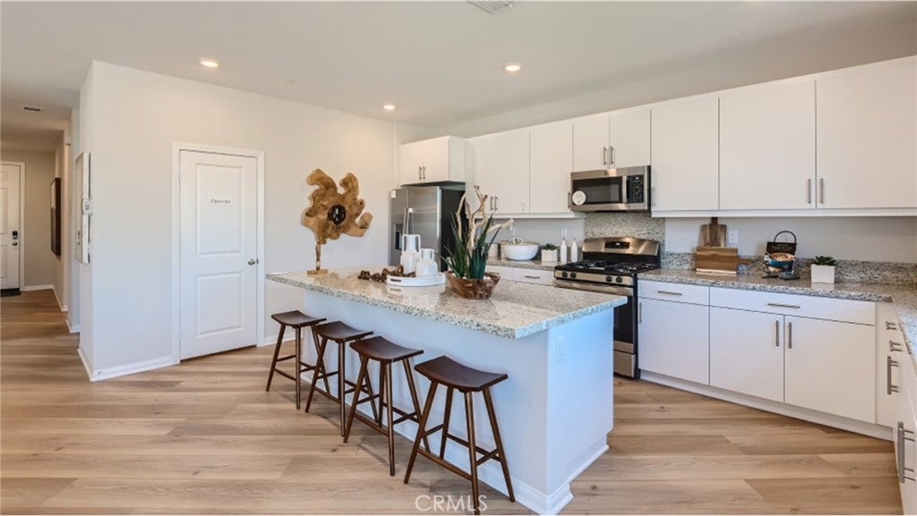 Photo of Listing #SW25009579