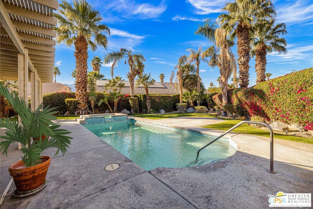 35627 Corte Serena, Cathedral City