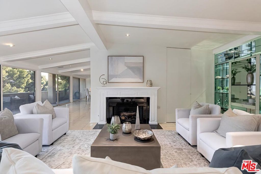 Photo of Listing #25482035