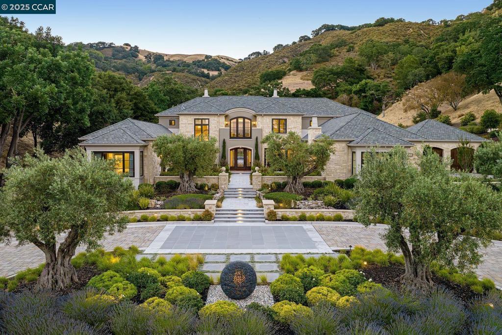 Photo of Listing #41082413