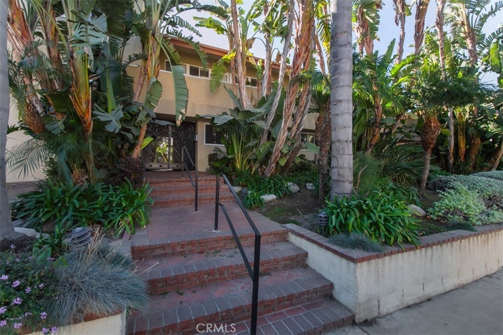 Photo of Listing #SR25009863