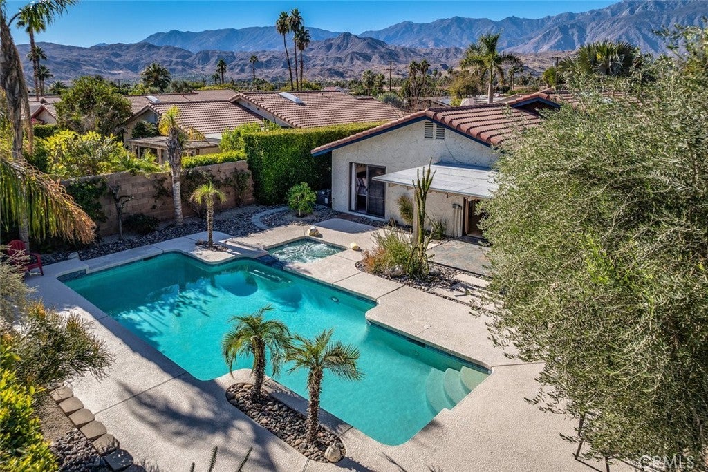 Photo of Listing #OC25009214