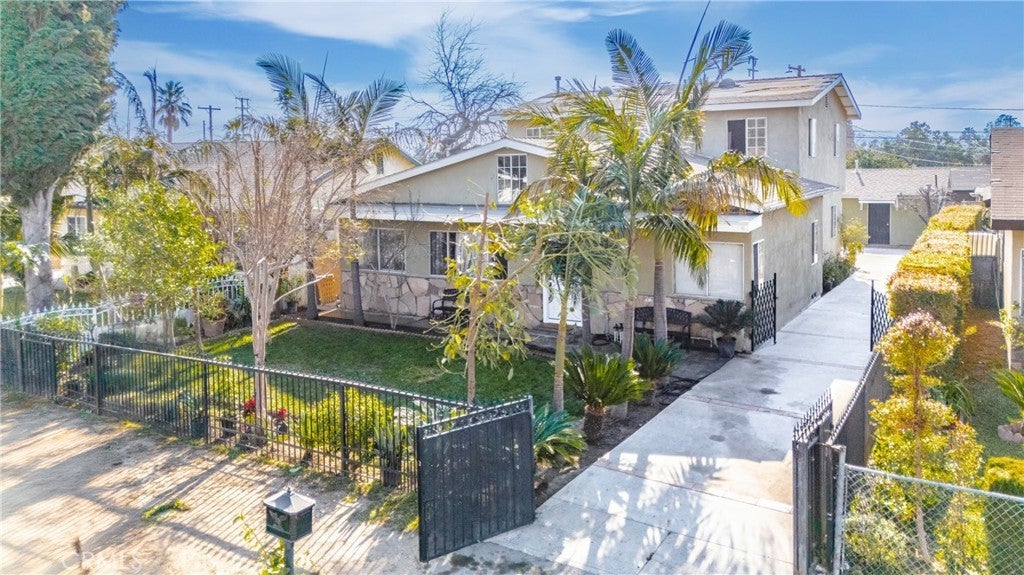 Photo of Listing #DW25008868