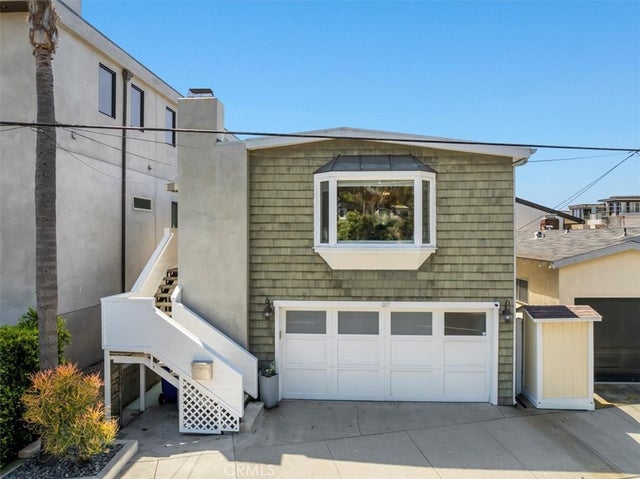 817 N Valley Drive, Manhattan Beach.