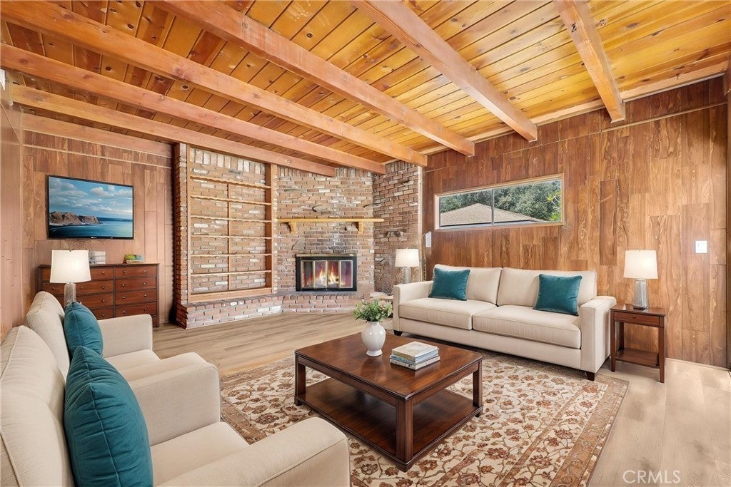 Photo of Listing #CV25010866