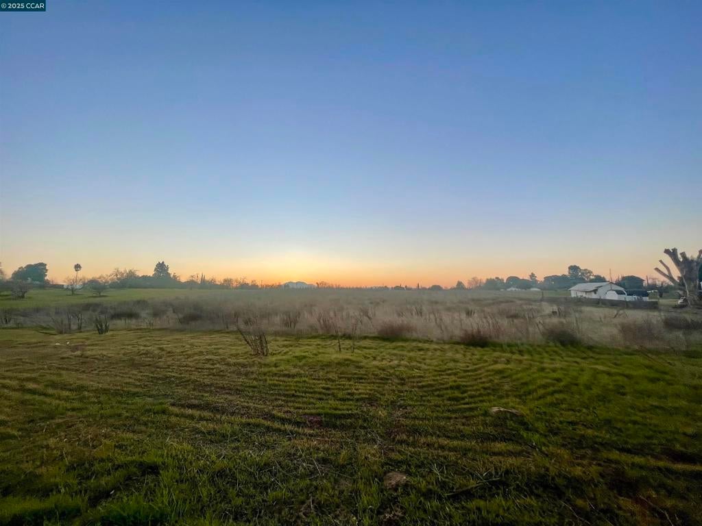 Photo of Listing #41082543