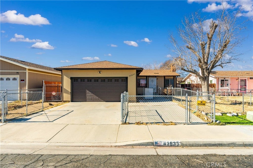 Photo of Listing #SR25009037