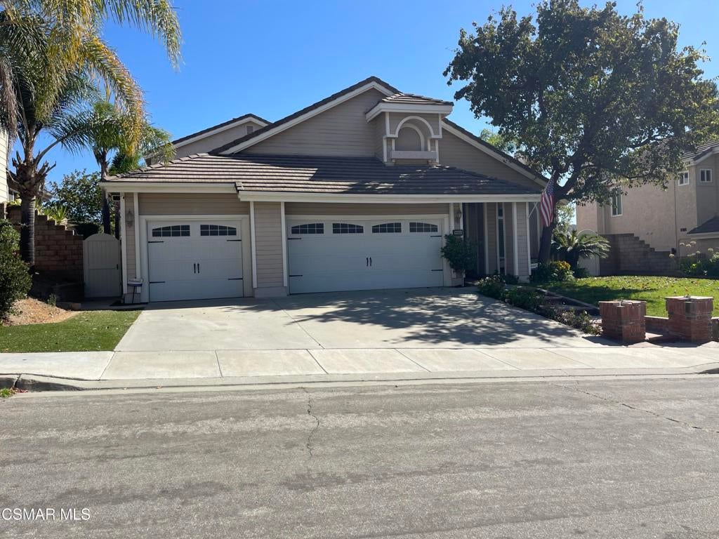 Photo of Listing #225000272