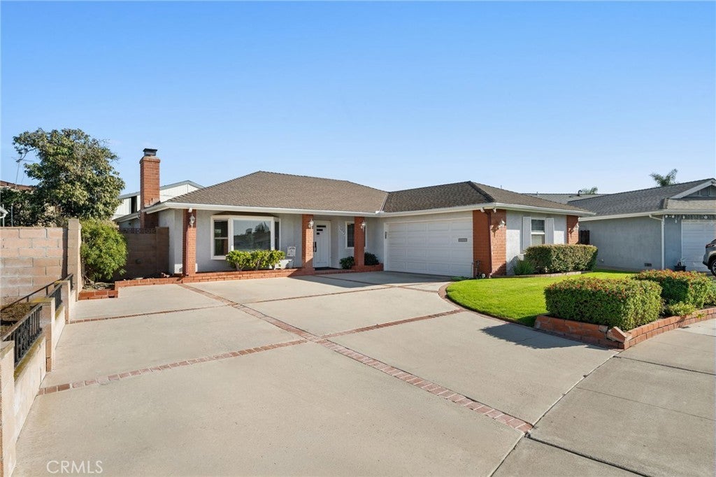 Photo of Listing #SR25011465