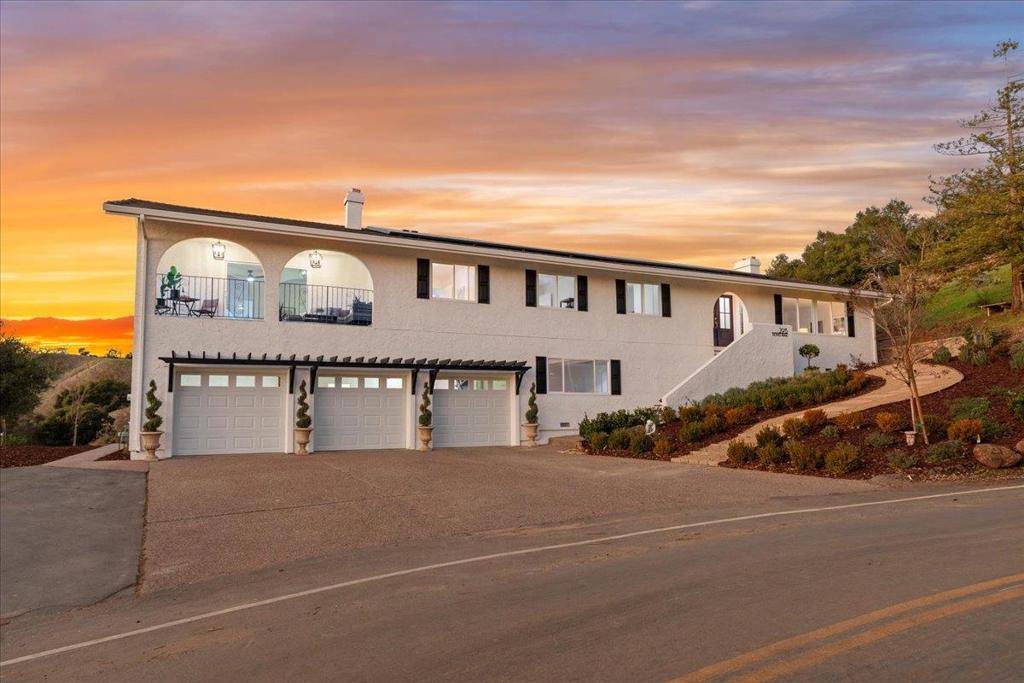 Photo of Listing #ML81990181