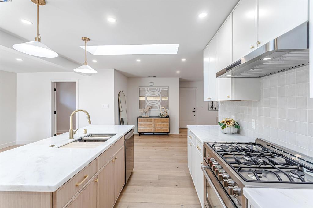 Photo of Listing #41082749