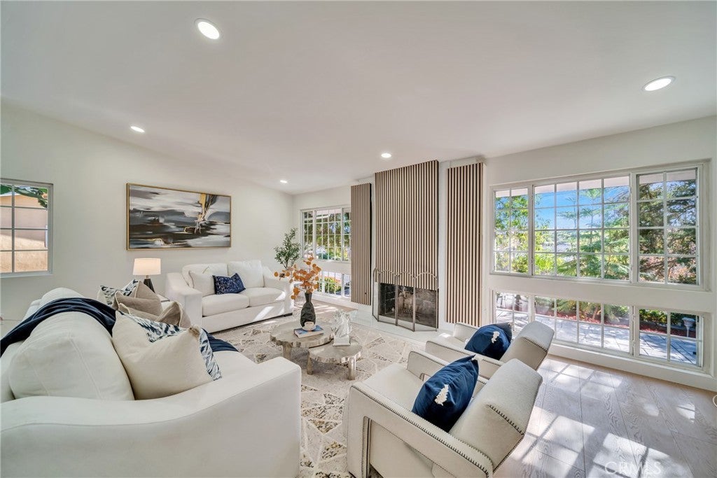 Photo of Listing #TR25010808