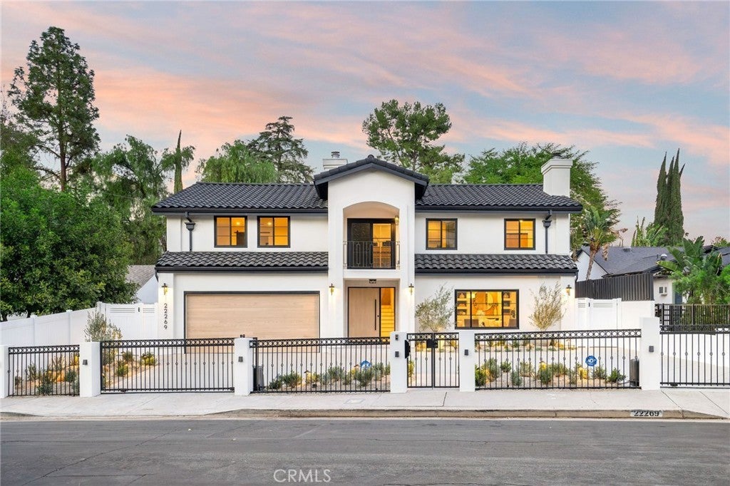 Photo of Listing #SR25011832