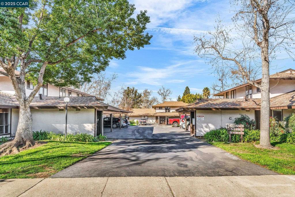 Photo of Listing #41082758