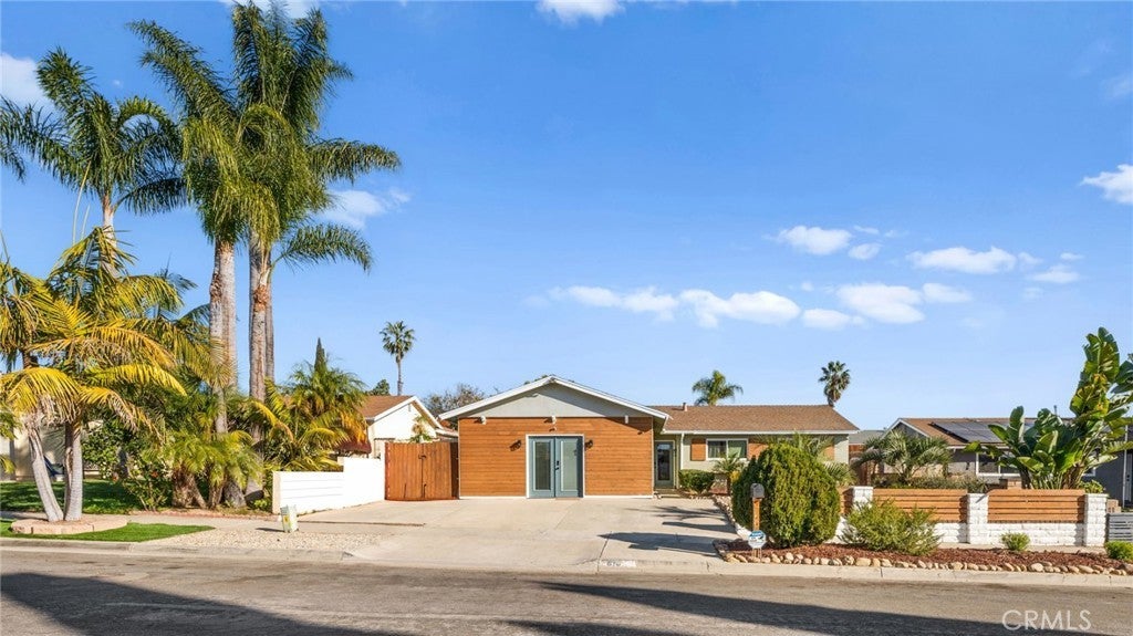 Photo of Listing #SW25011171