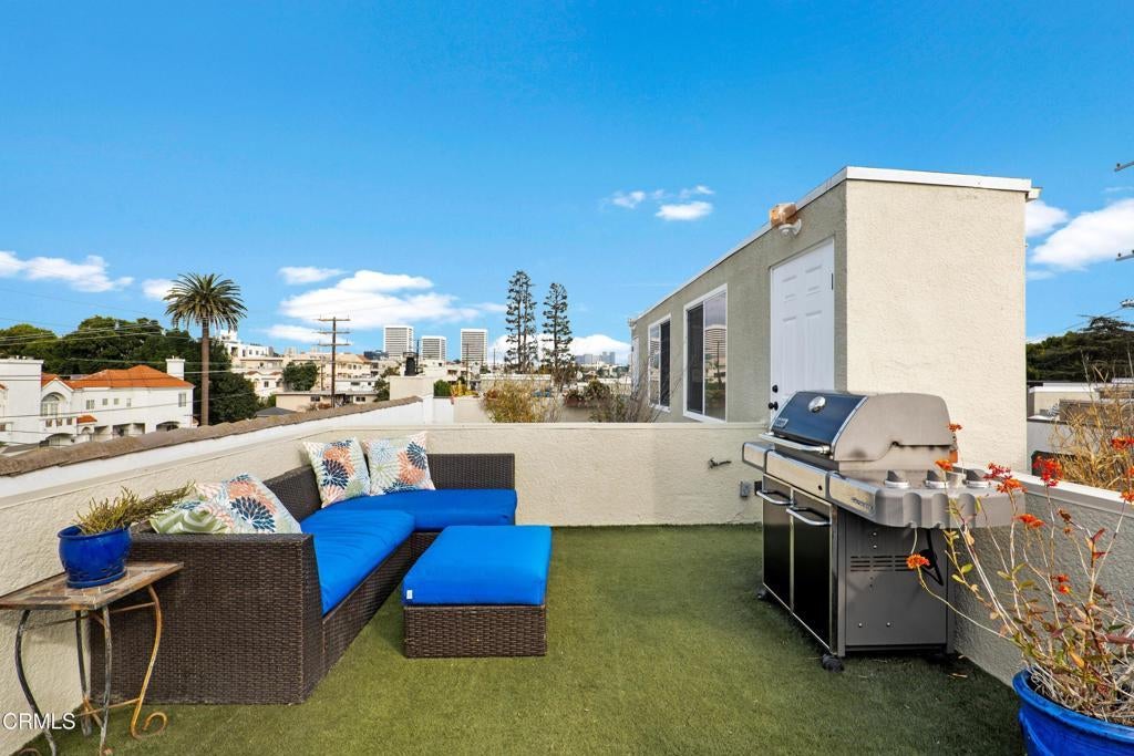 Photo of Listing #P1-20493