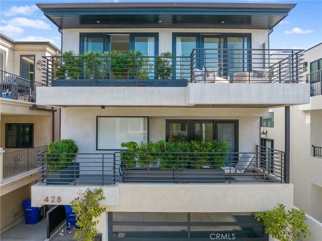 428 21st Pl, Manhattan Beach.