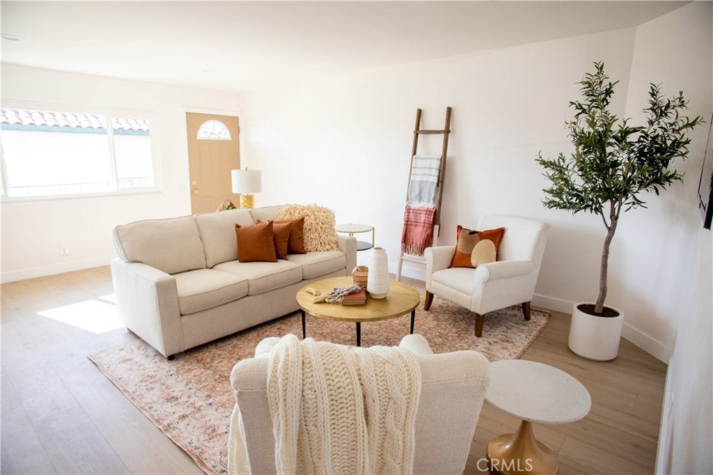 Photo of Listing #PW25012438