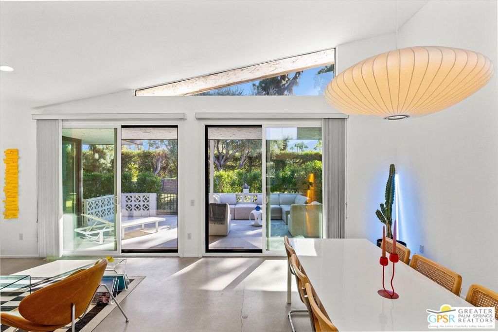 Photo of Listing #25484733