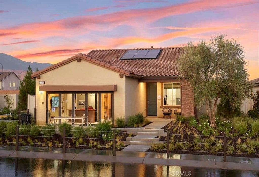 Photo of Listing #IV25011359